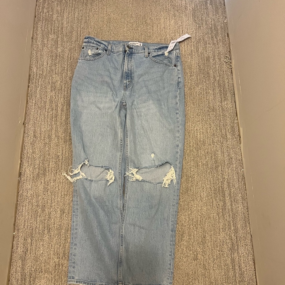 Abercrombie & Fitch High Rise Jeans